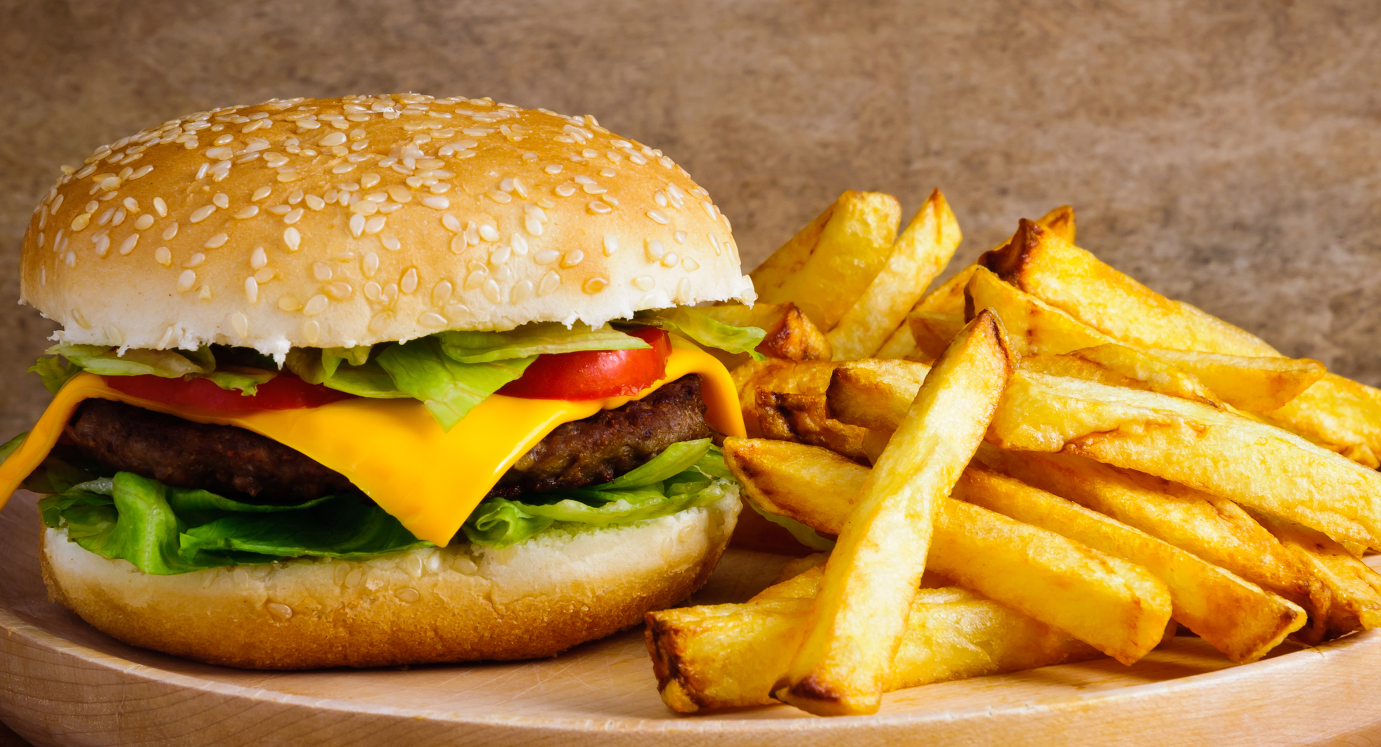 Top 7 Apps For Finding Fast Food Near Me Satisfy Your Appetite