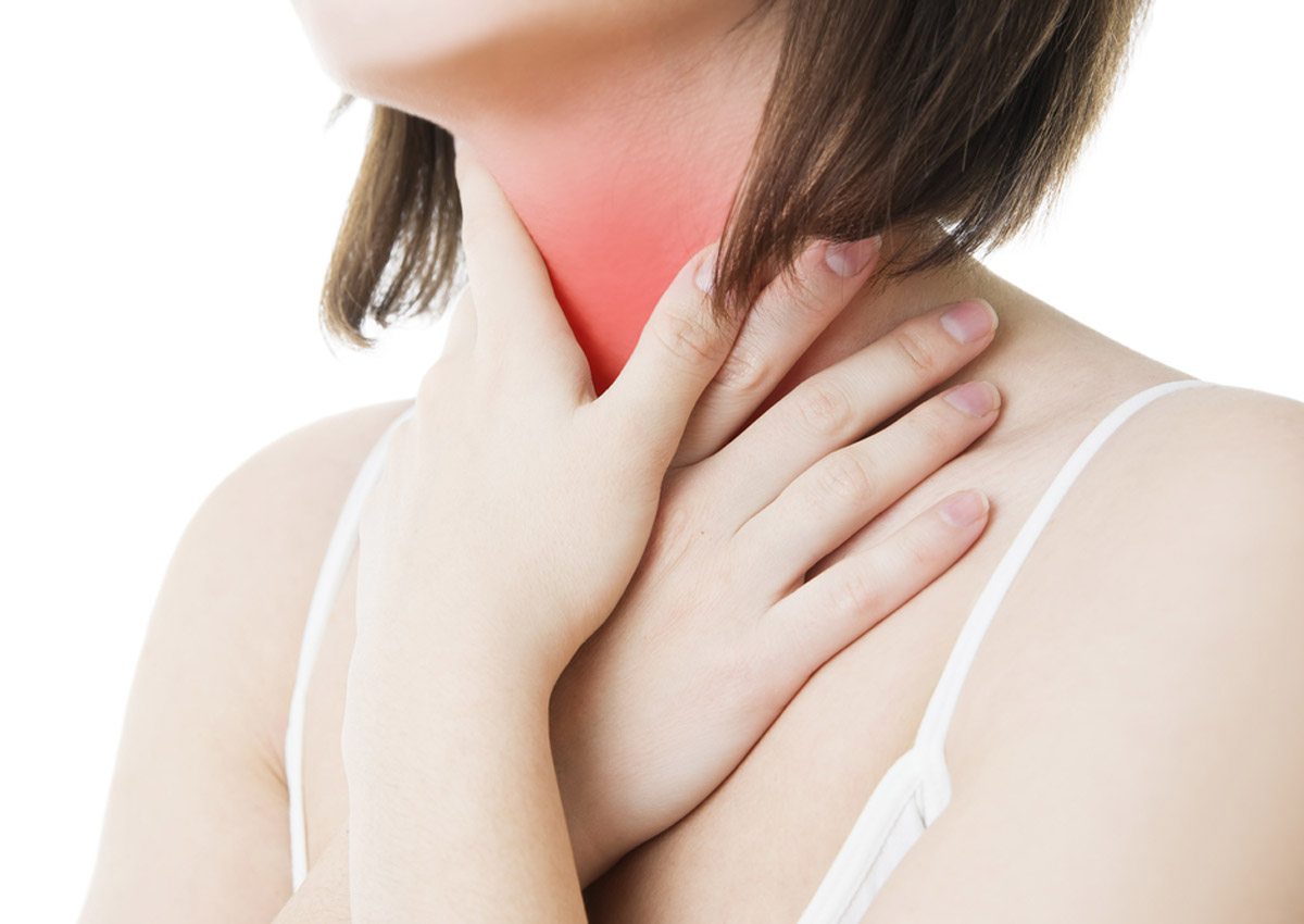 how to get rid of a sore throat naturally